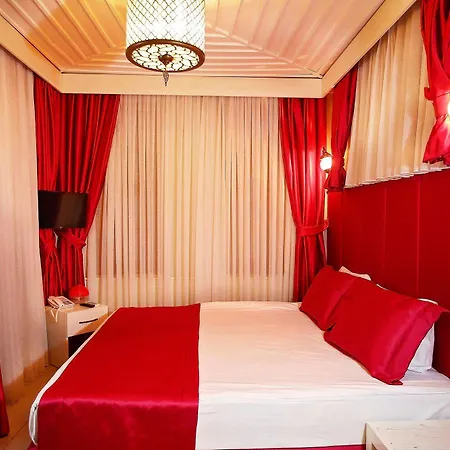 Mia Hotell
